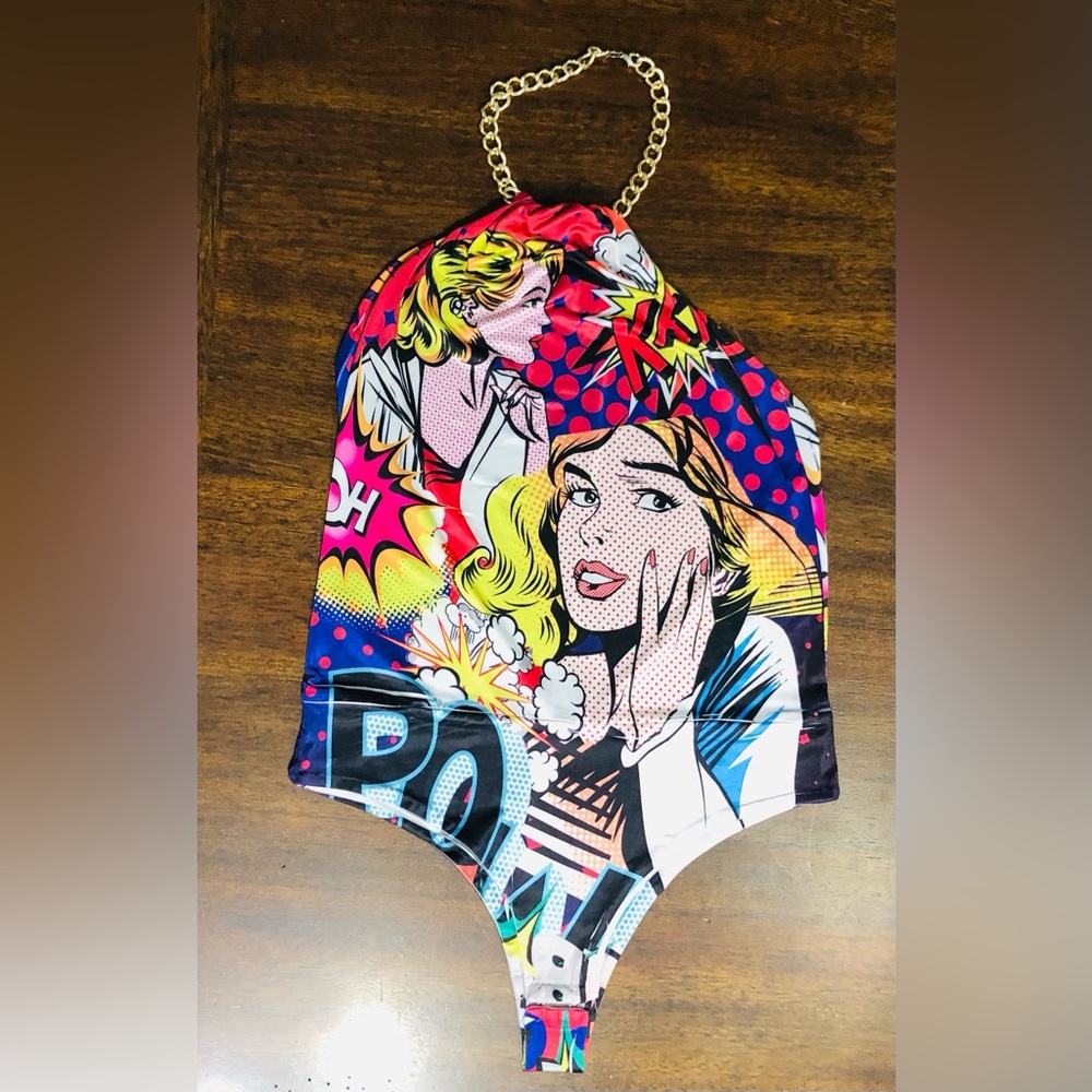 Comic women’s Bodysuit halter neck open back  bottom buttons closure pull over.M